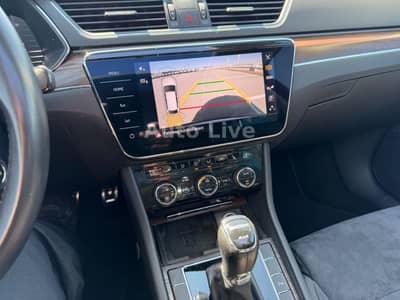 Skoda Superb 2.0 TDI*4x4*SCOUT*DSG*VIR*PANO*MATRIX*AHK — slika 20
