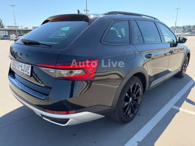 Skoda Superb 2.0 TDI*4x4*SCOUT*DSG*VIR*PANO*MATRIX*AHK — slika 5