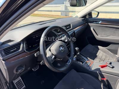 Skoda Superb 2.0 TDI*4x4*SCOUT*DSG*VIR*PANO*MATRIX*AHK — slika 30