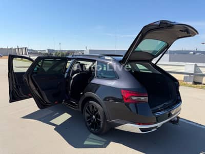 Skoda Superb 2.0 TDI*4x4*SCOUT*DSG*VIR*PANO*MATRIX*AHK — slika 34