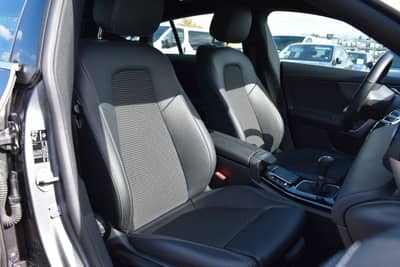 Mercedes-Benz CLA 180d Shooting Brake LED/CARPLAY/KAMERA/TEMPO — slika 13