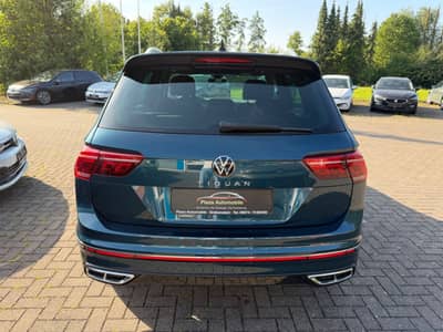 Volkswagen Tiguan 2.0TDI R-LINE PANO KEYLESS MATRIX ACC CAM — slika 14