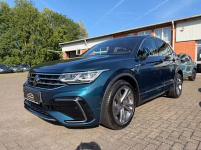 Volkswagen Tiguan 2.0TDI R-LINE PANO KEYLESS MATRIX ACC CAM — slika 2
