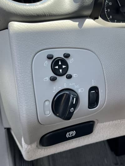 Mercedes-Benz CLK 240 CLK 240 AUTOMATIK+LEDER+2xPTS+ — slika 16