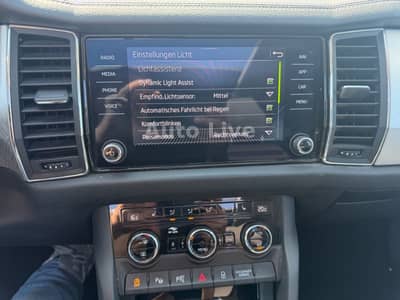 Skoda Kodiaq 2.0 TDI*DSG*7-SIT*NAVI*PAN*MATRIX*AHK*360 — slika 15