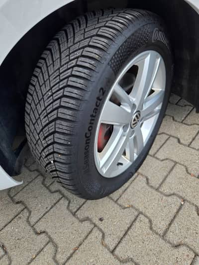 Volkswagen Jetta 2.0 TDI "Match"T.Leder"Navi"Alu"PDC" — slika 20