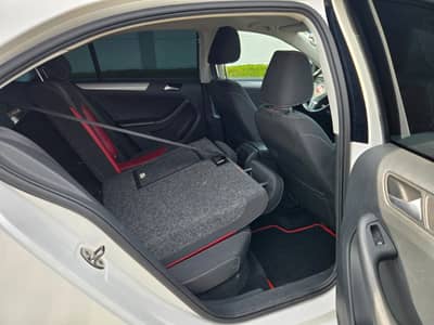 Volkswagen Jetta 2.0 TDI "Match"T.Leder"Navi"Alu"PDC" — slika 14