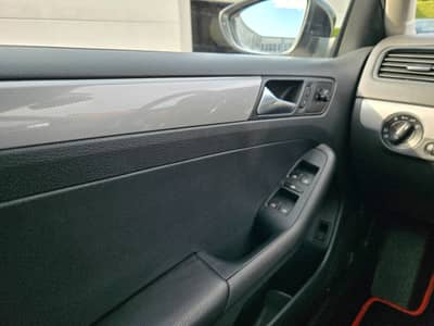 Volkswagen Jetta 2.0 TDI "Match"T.Leder"Navi"Alu"PDC" — slika 15