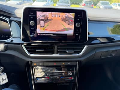 Volkswagen T-Roc R-Line Navi Cam LED — slika 11
