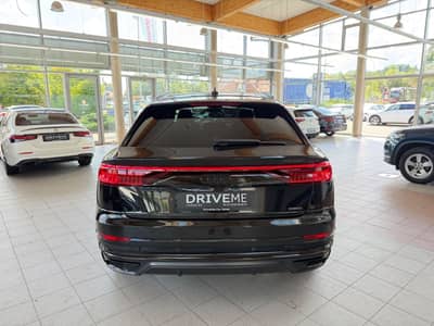Audi Q8 50 TDI quattro3xS-Line 23Zoll Pano Matrix ACC — slika 9