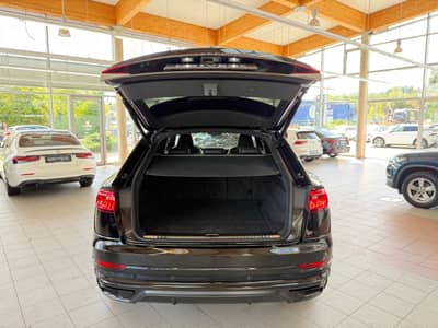 Audi Q8 50 TDI quattro3xS-Line 23Zoll Pano Matrix ACC — slika 10