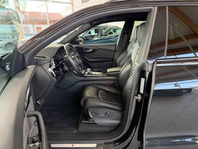 Audi Q8 50 TDI quattro3xS-Line 23Zoll Pano Matrix ACC — slika 14