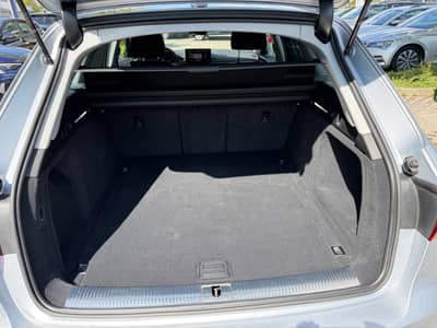 Audi A4 Avant 35 TDI — slika 14