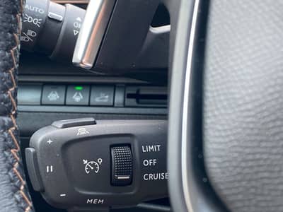 Peugeot 3008 GT ACC/Pano/LED/Kamera/Sitzheizung/Assisten — slika 7