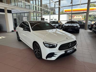 Mercedes-Benz E 220d Lim. AMG-Paket ACC 360KAM PANO — slika 4