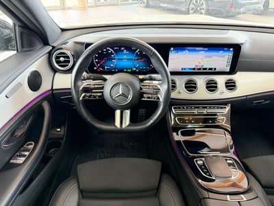 Mercedes-Benz E 220d Lim. AMG-Paket ACC 360KAM PANO — slika 11