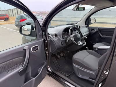 Mercedes-Benz Citan Kombi T CDI lang*5 SITZER*NAVI*TEMPOMAT!!! — slika 13