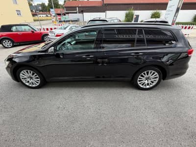Volkswagen Passat Variant TDI*DSG*NAVI*PDC*F1*ACC* — slika 5