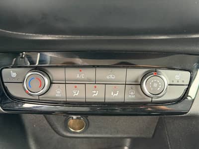 Opel Corsa F*Klima*Sitzheizung*Lenkradheizung*PDC*LED — slika 20
