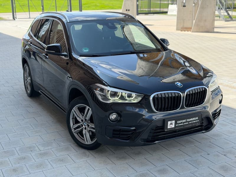 BMW X1 xDrive 20d Sport Line*AUTOMATIK*NAVI*LED*PANO