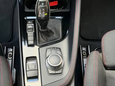 BMW X1 xDrive 20d Sport Line*AUTOMATIK*NAVI*LED*PANO — slika 19