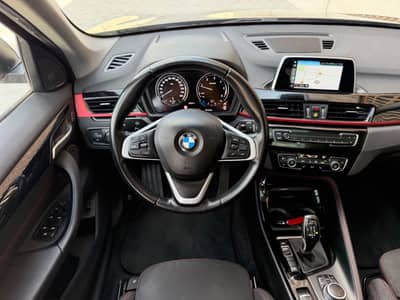 BMW X1 xDrive 20d Sport Line*AUTOMATIK*NAVI*LED*PANO — slika 10