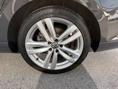 Volkswagen Passat Lim. Comfortline 2.0TDI*NAVI*VIRTUAL*PDC* — slika 11