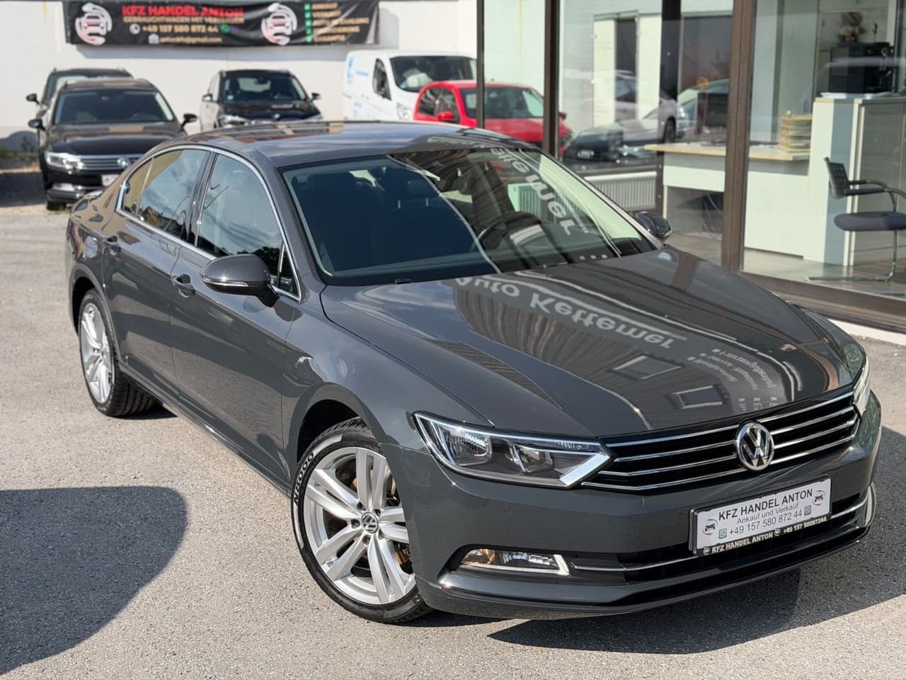 Volkswagen Passat Lim. Comfortline 2.0TDI*NAVI*VIRTUAL*PDC* — slika 1