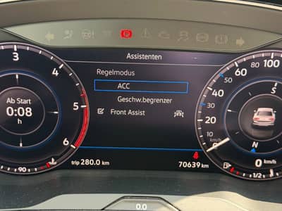Volkswagen Passat Lim. Comfortline 2.0TDI*NAVI*VIRTUAL*PDC* — slika 14