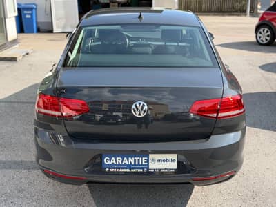 Volkswagen Passat Lim. Comfortline 2.0TDI*NAVI*VIRTUAL*PDC* — slika 7