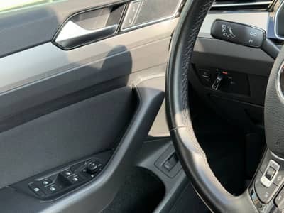 Volkswagen Passat Lim. Comfortline 2.0TDI*NAVI*VIRTUAL*PDC* — slika 17