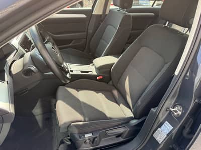 Volkswagen Passat Lim. Comfortline 2.0TDI*NAVI*VIRTUAL*PDC* — slika 24
