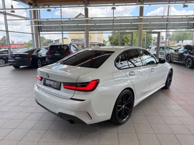 BMW 320 d xDrive M Sport Lim. ACC LED KAM. HUD — slika 8