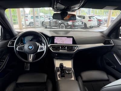 BMW 320 d xDrive M Sport Lim. ACC LED KAM. HUD — slika 12
