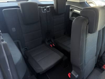 Volkswagen Touran R-Line*7-Sitze*ACC*AHK*Navi* — slika 15