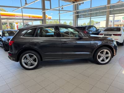 Audi Q5 2.0 TDI 140 kW quattro S-Line Pano ACC — slika 5