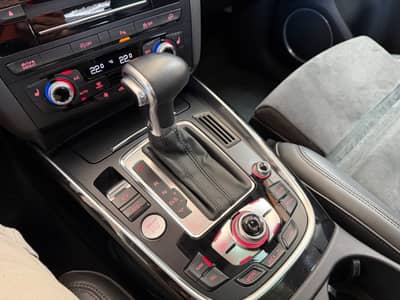Audi Q5 2.0 TDI 140 kW quattro S-Line Pano ACC — slika 20