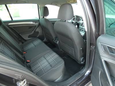 Volkswagen Golf 1.6 TDI LOUNGE 2-Hand Klimaaut SHZ GRA EU6 — slika 7