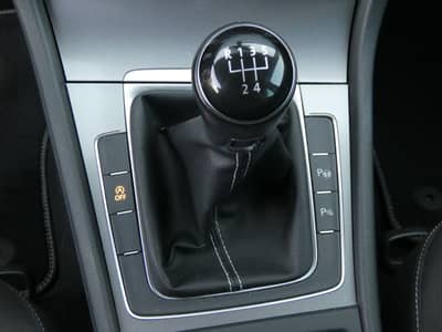 Volkswagen Golf 1.6 TDI LOUNGE 2-Hand Klimaaut SHZ GRA EU6 — slika 15