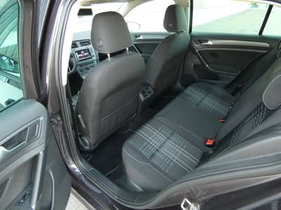 Volkswagen Golf 1.6 TDI LOUNGE 2-Hand Klimaaut SHZ GRA EU6 — slika 8