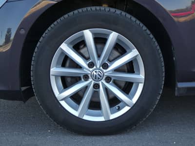 Volkswagen Golf 1.6 TDI LOUNGE 2-Hand Klimaaut SHZ GRA EU6 — slika 21
