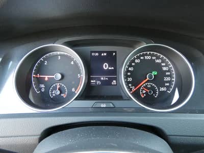 Volkswagen Golf 1.6 TDI DSG Comfortline Navi ACC SHZ 2-Hand — slika 12