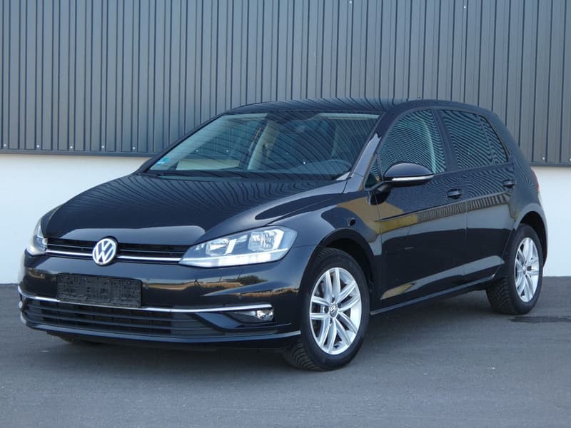 Volkswagen Golf 1.6 TDI DSG Comfortline Navi ACC SHZ 2-Hand