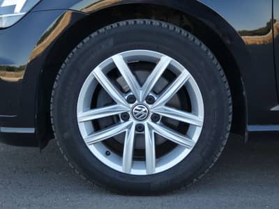 Volkswagen Golf 1.6 TDI DSG Comfortline Navi ACC SHZ 2-Hand — slika 22