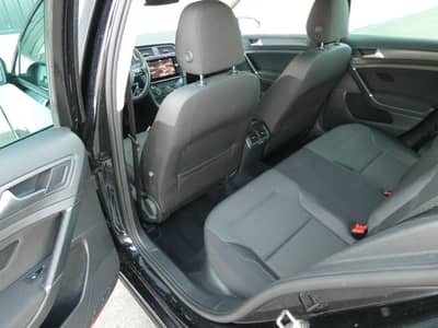 Volkswagen Golf 1.6 TDI DSG Comfortline Navi ACC SHZ 2-Hand — slika 8