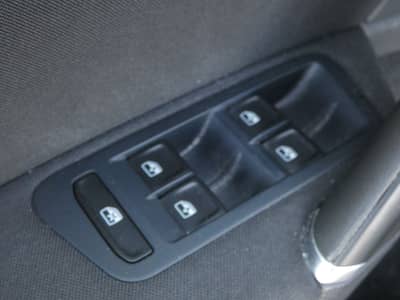 Volkswagen Golf 1.6 TDI DSG Comfortline Navi ACC SHZ 2-Hand — slika 18