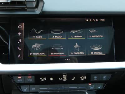 Audi A3 30 TDI Lim S tronic Matrix Virtual PANO Kamer — slika 12