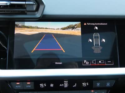 Audi A3 30 TDI Lim S tronic Matrix Virtual PANO Kamer — slika 11