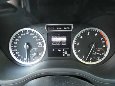Mercedes-Benz B 250 DCT Bi-Xenon Navi Distronic AHK 17" 2-Hand — slika 12