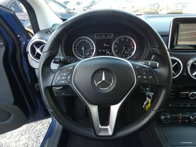 Mercedes-Benz B 250 DCT Bi-Xenon Navi Distronic AHK 17" 2-Hand — slika 10